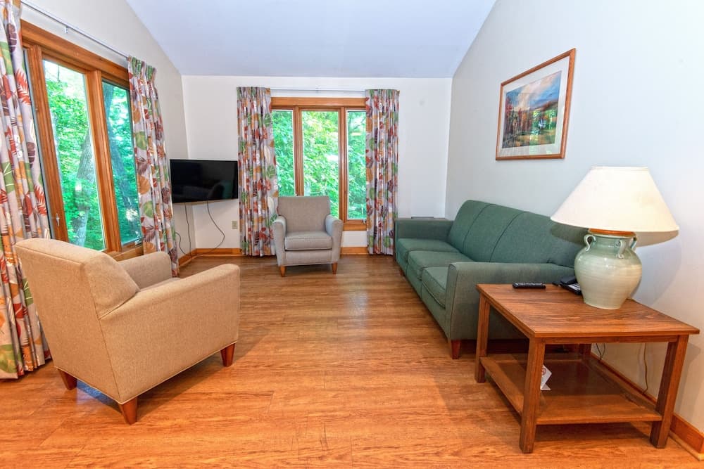 Photo 33