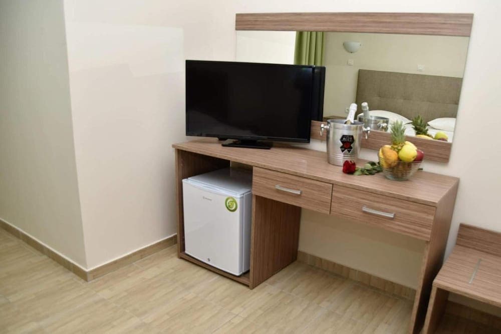 Photo 11