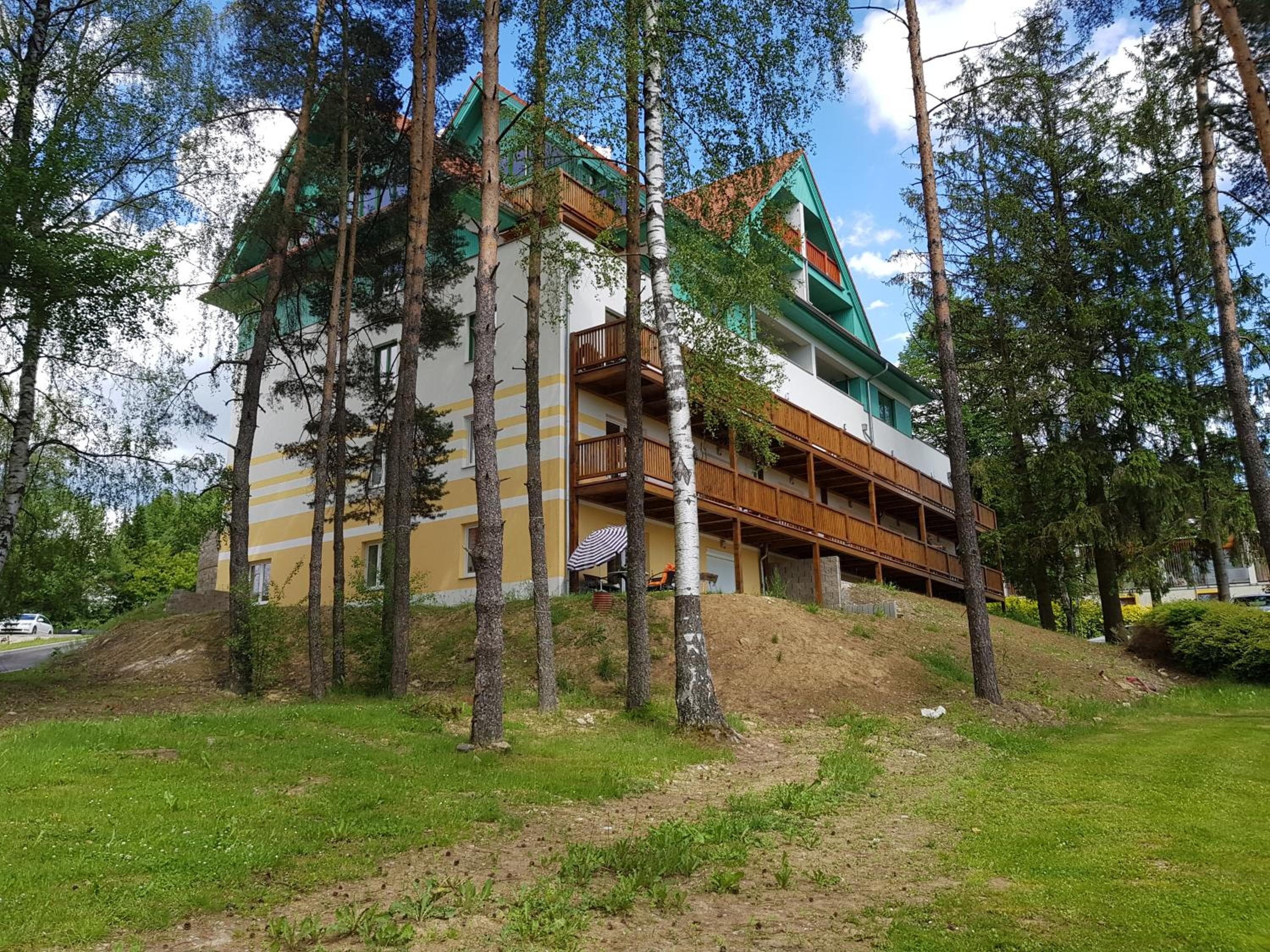 Photo 9