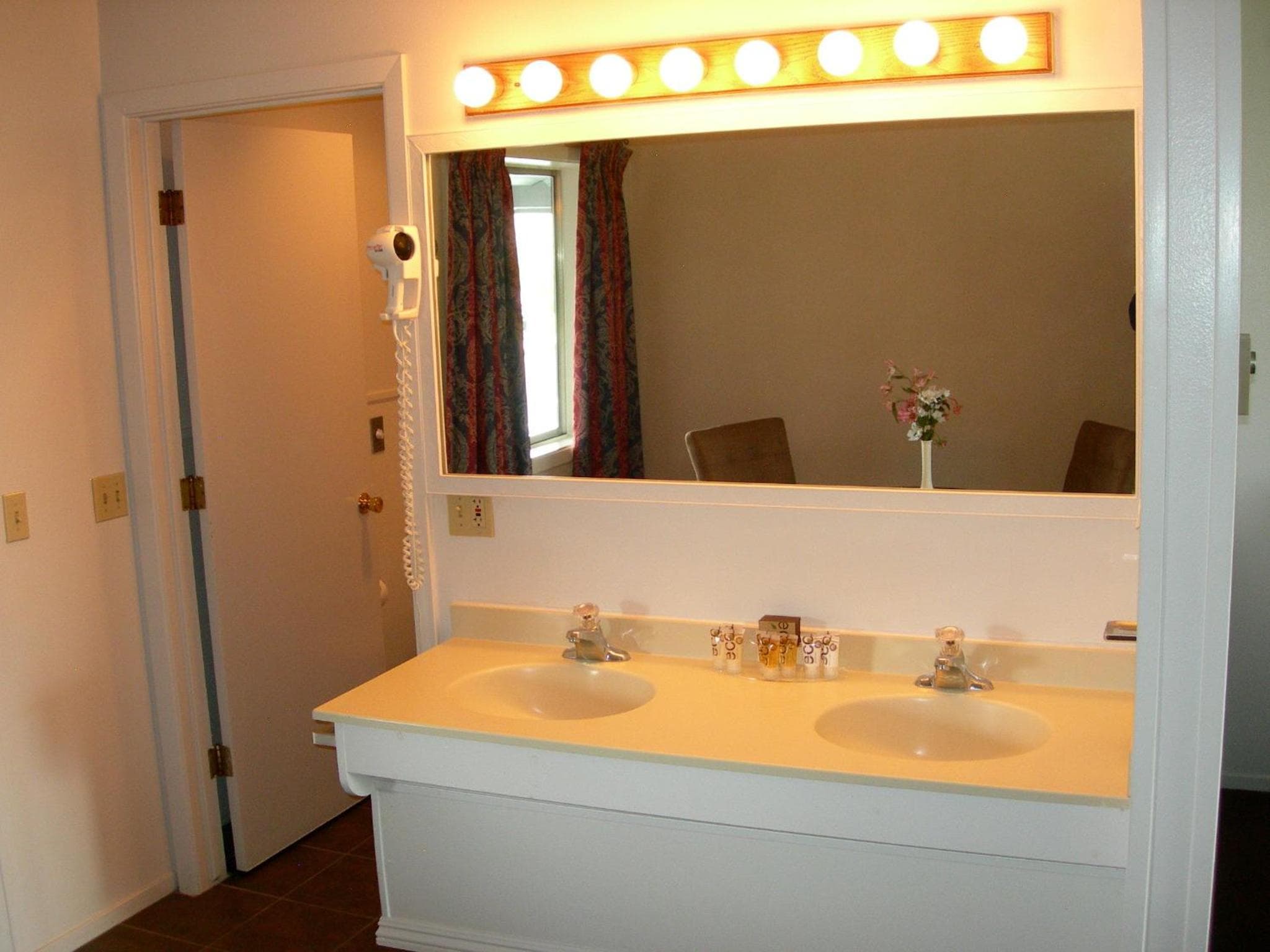 Photo 47