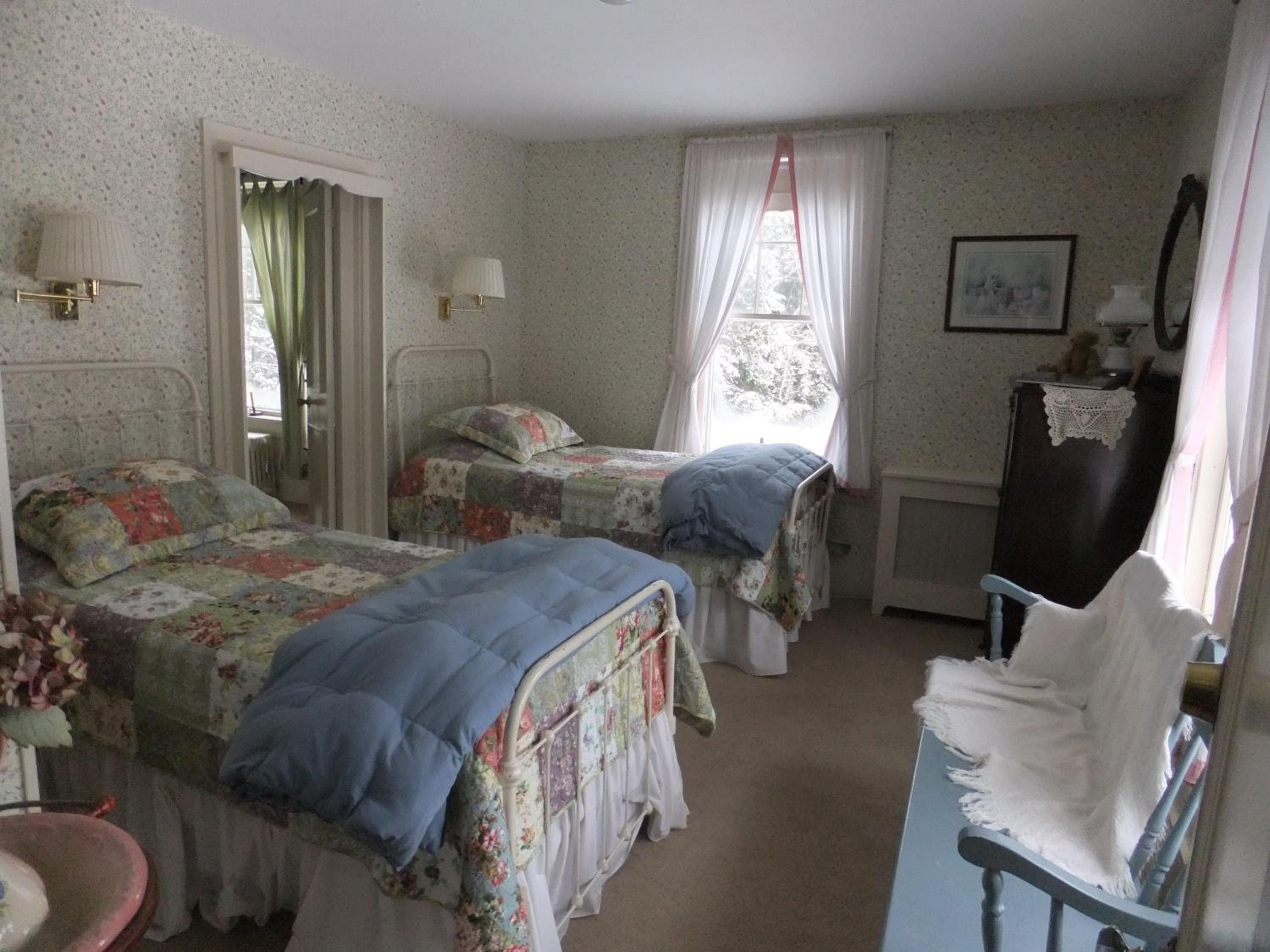 Photo 6