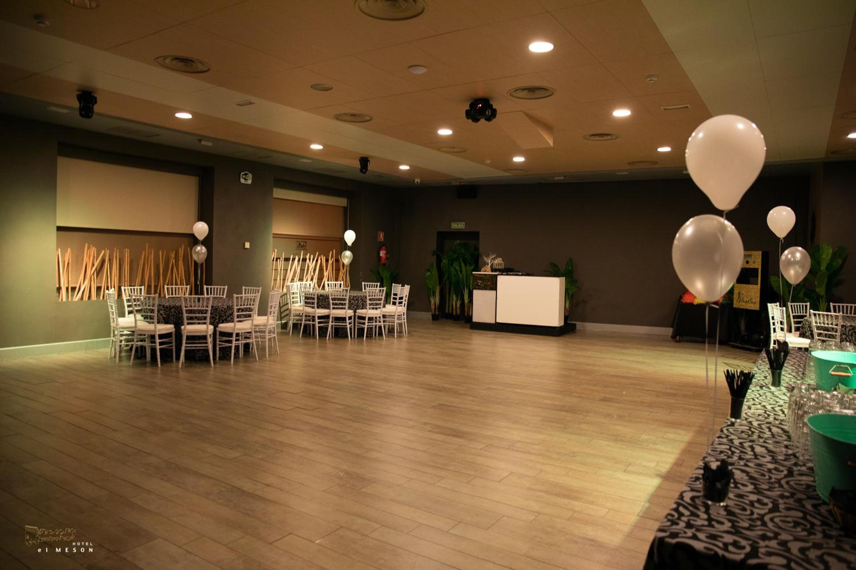 Photo 43