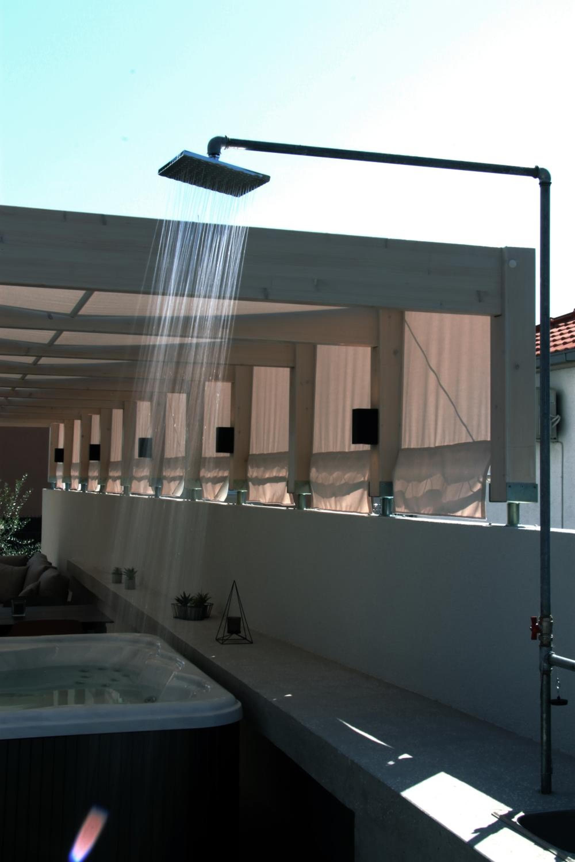 Photo 48