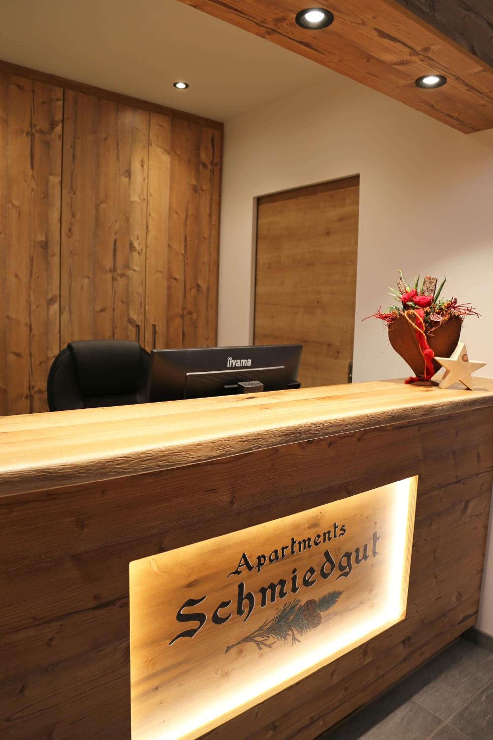 Photo 8