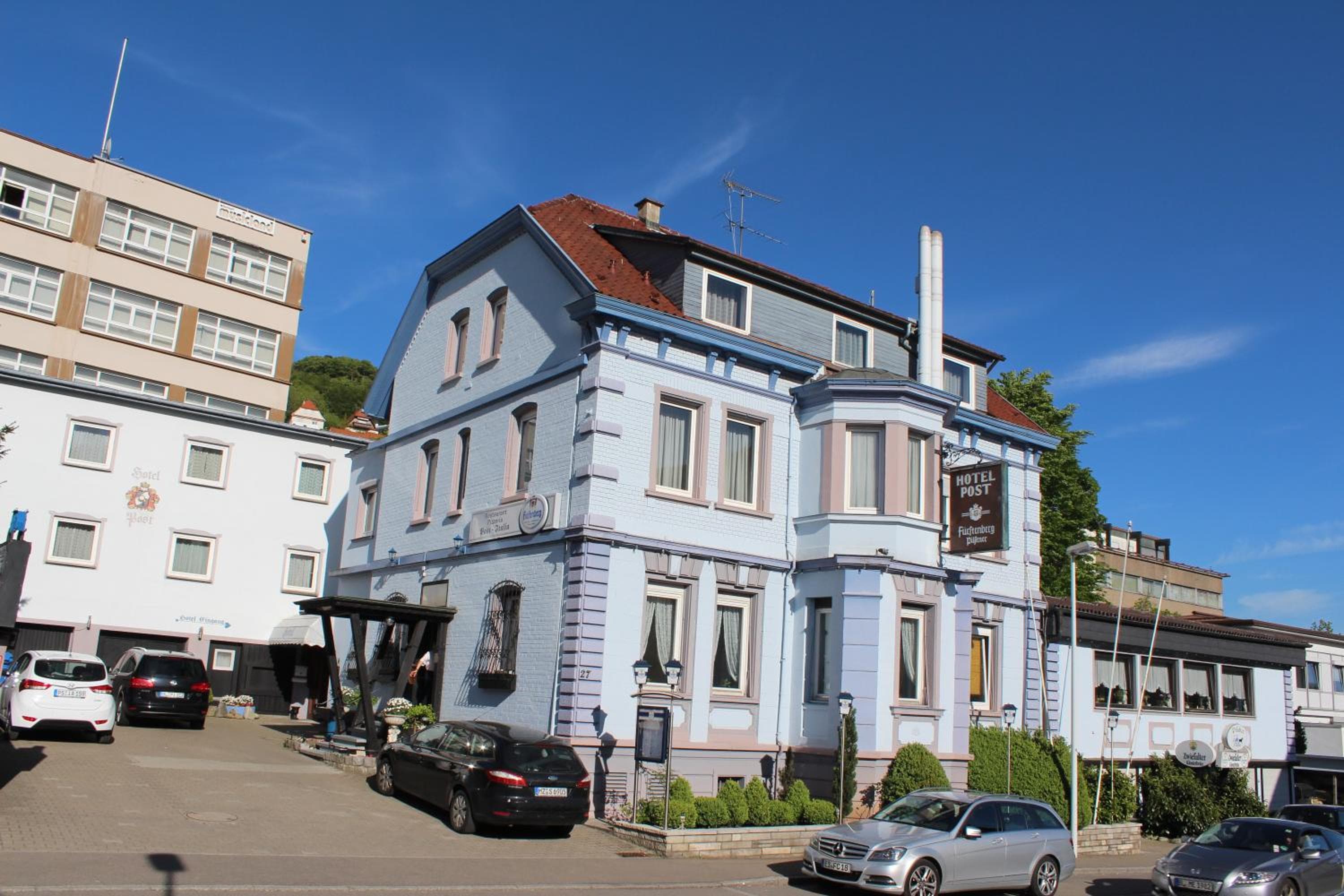Photo 1