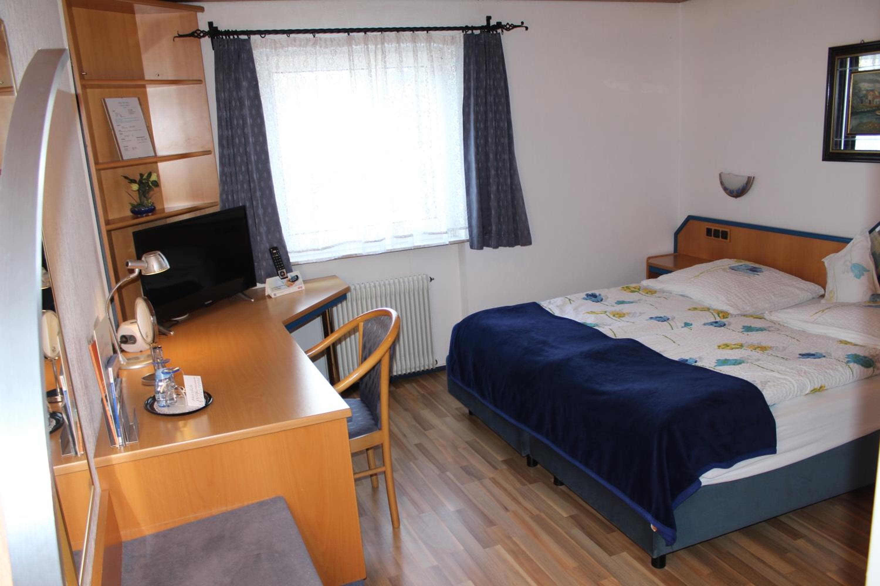 Photo 16