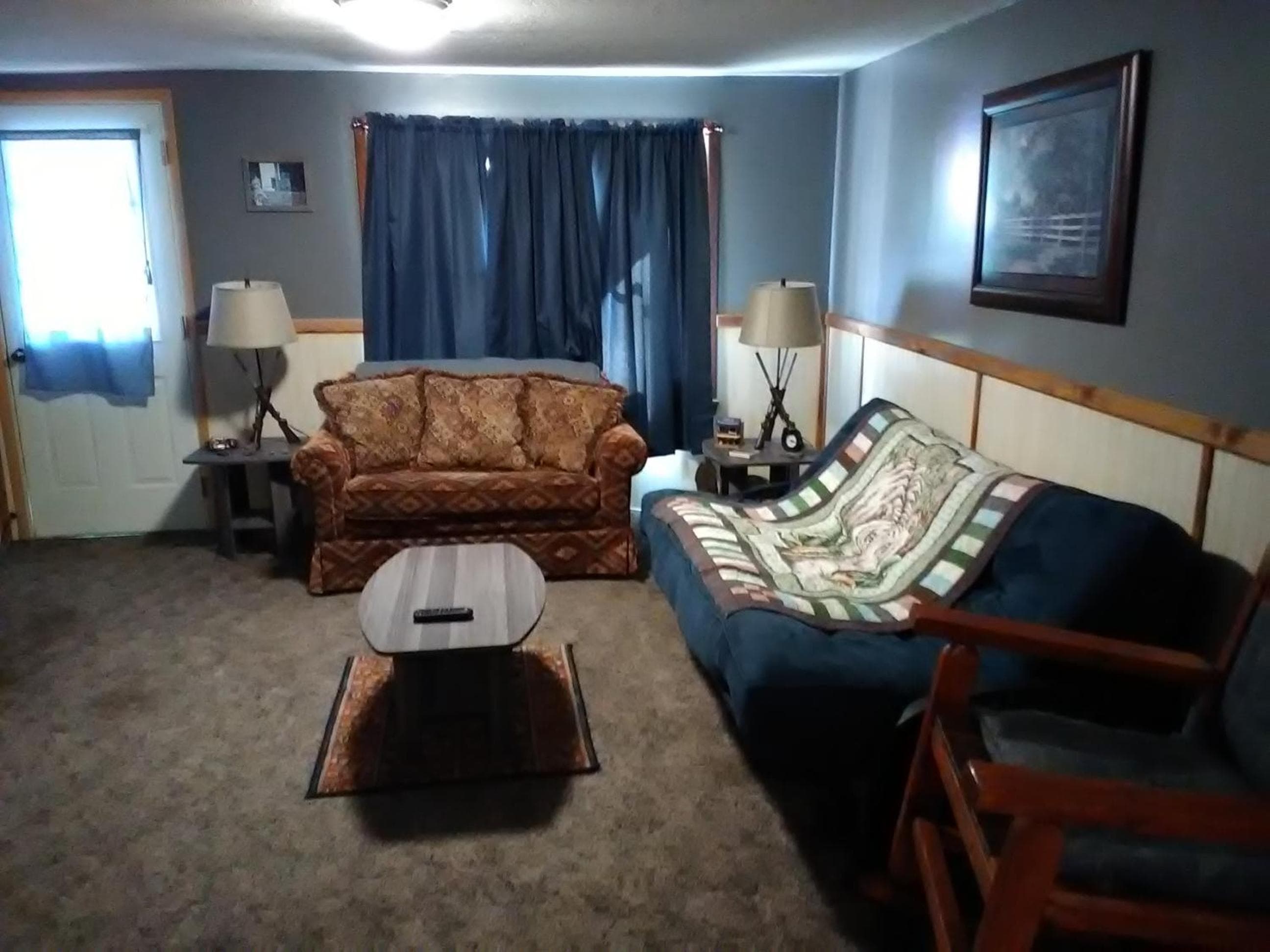 Photo 1