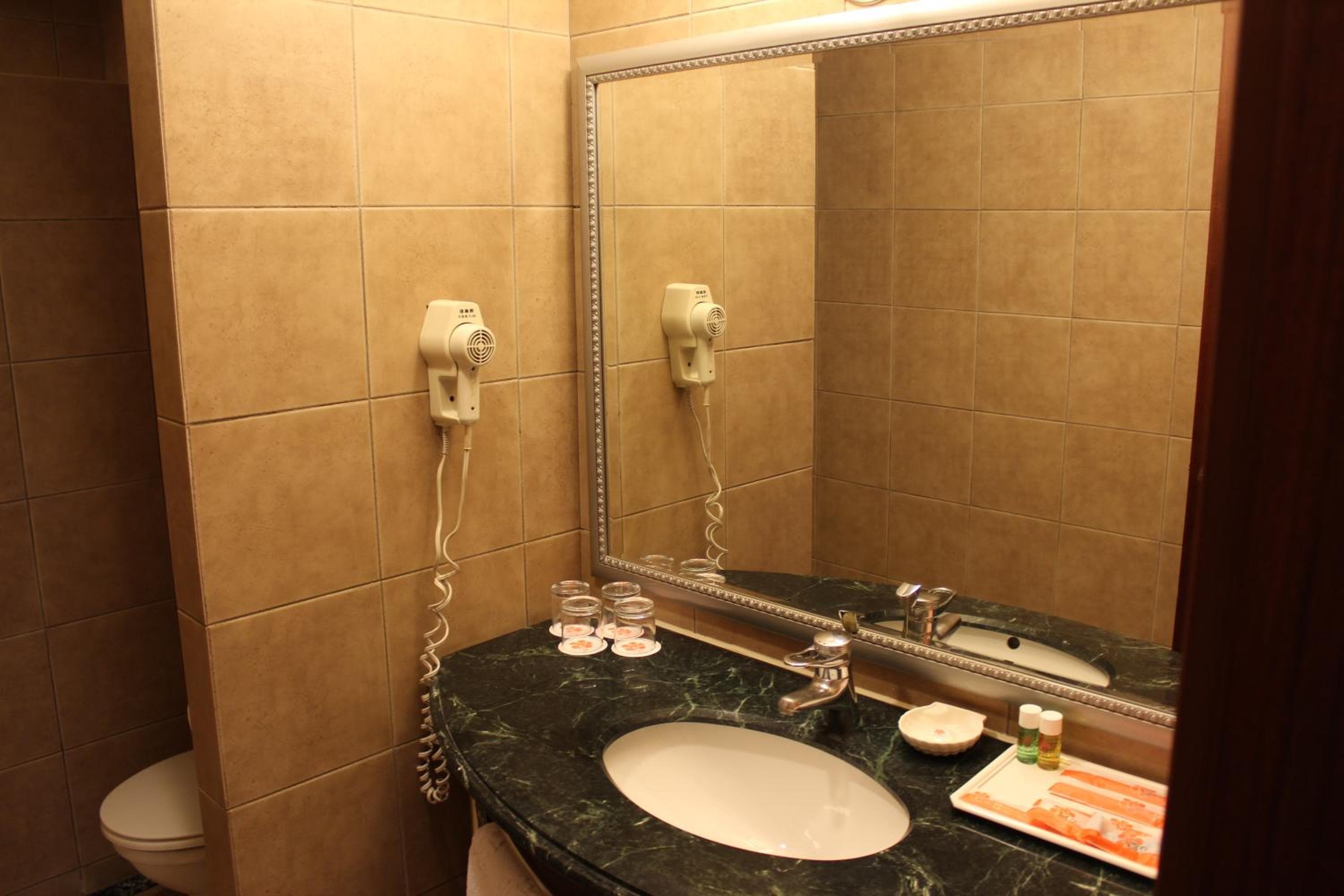 Photo 48