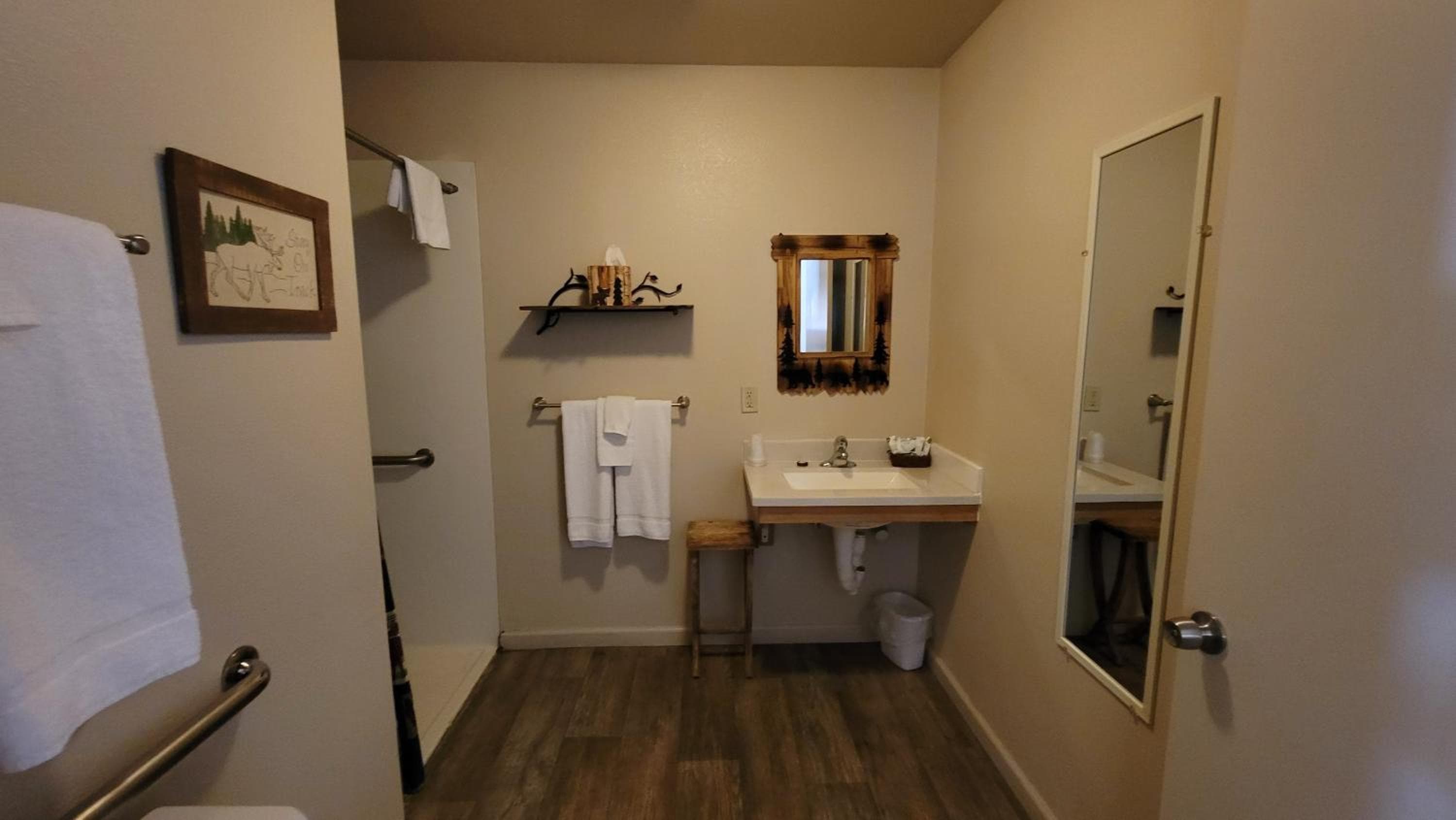Photo 8