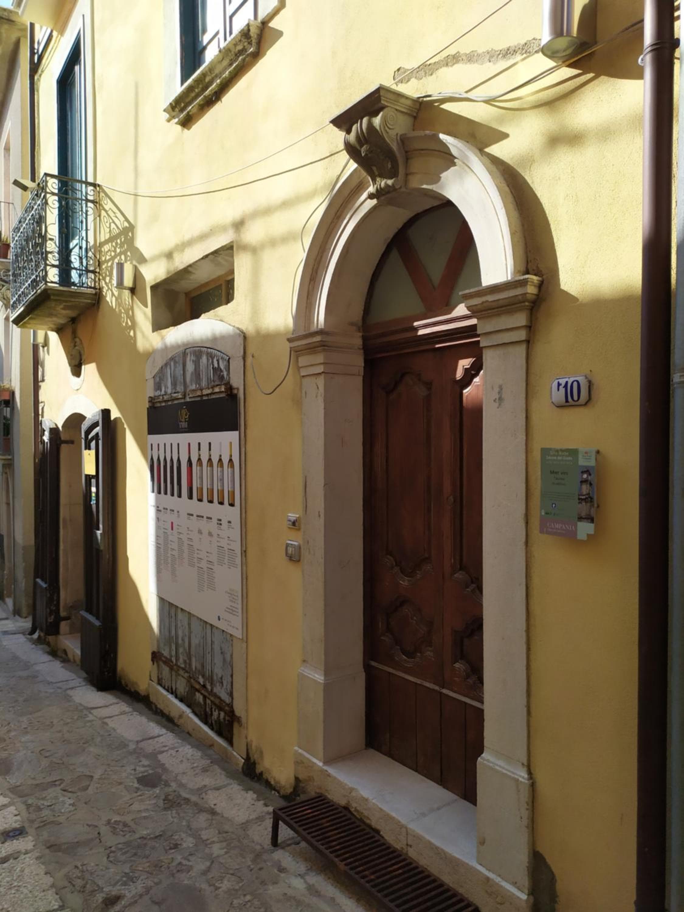 Photo 10