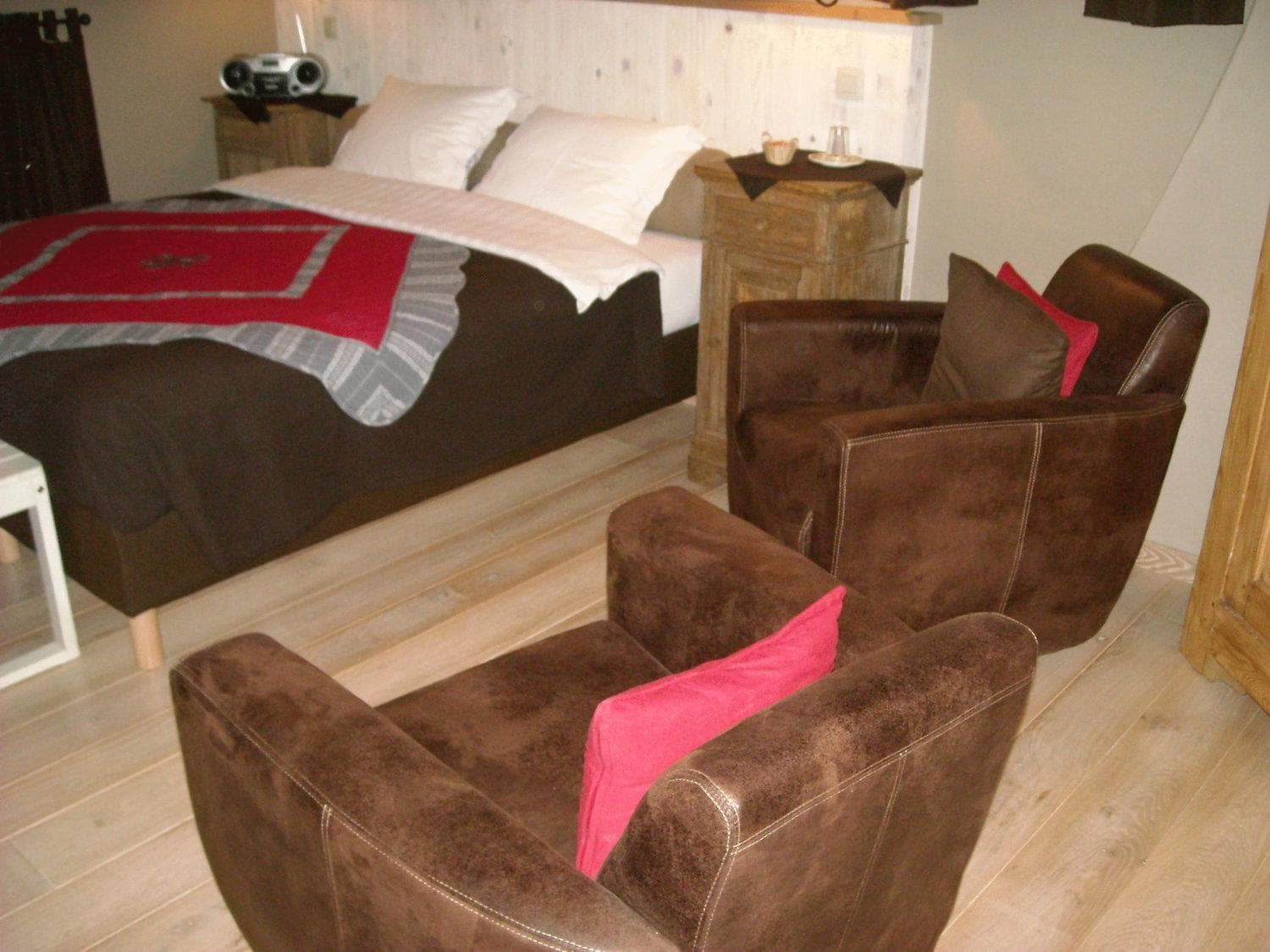 Photo 3
