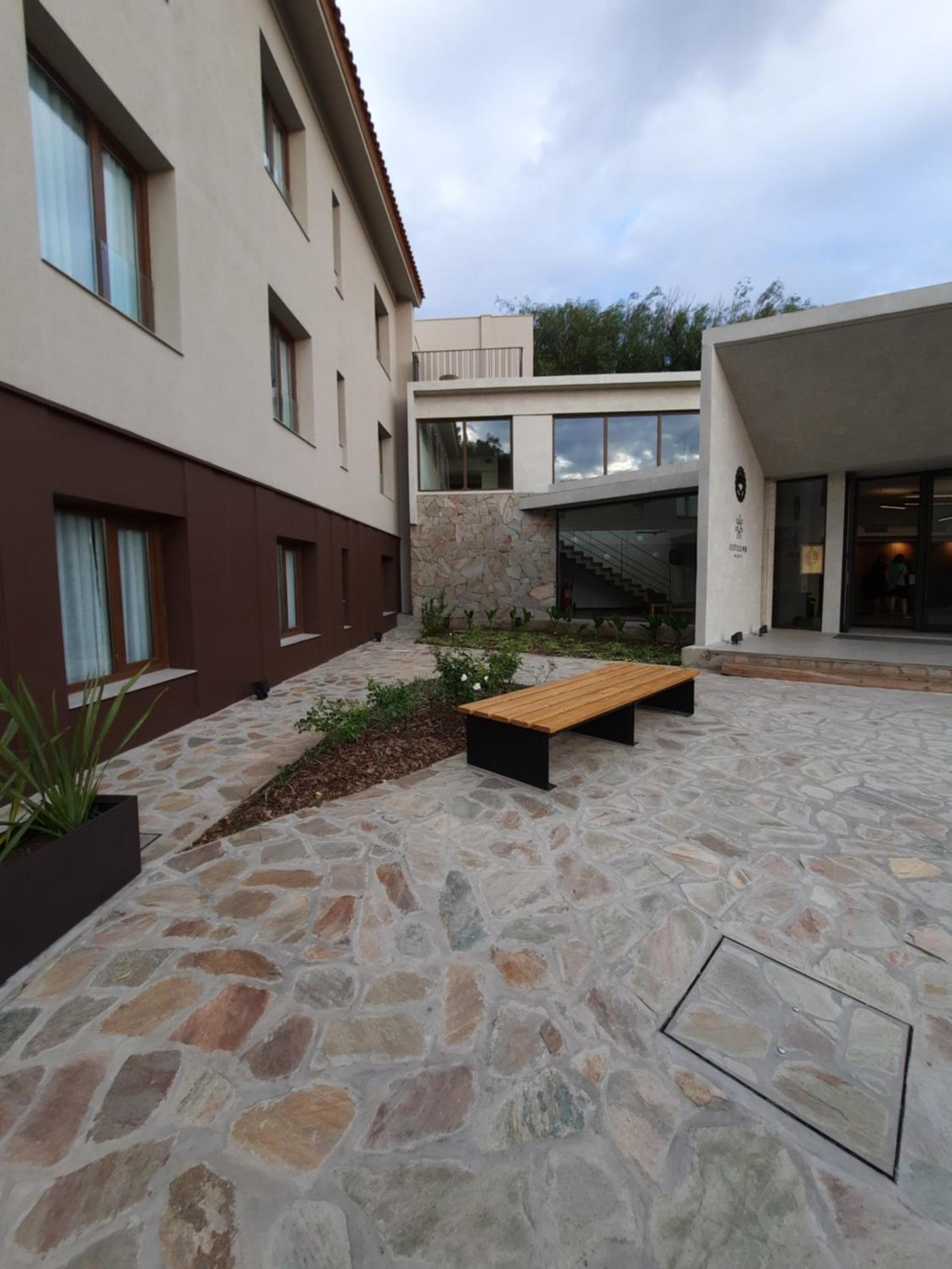 Photo 5