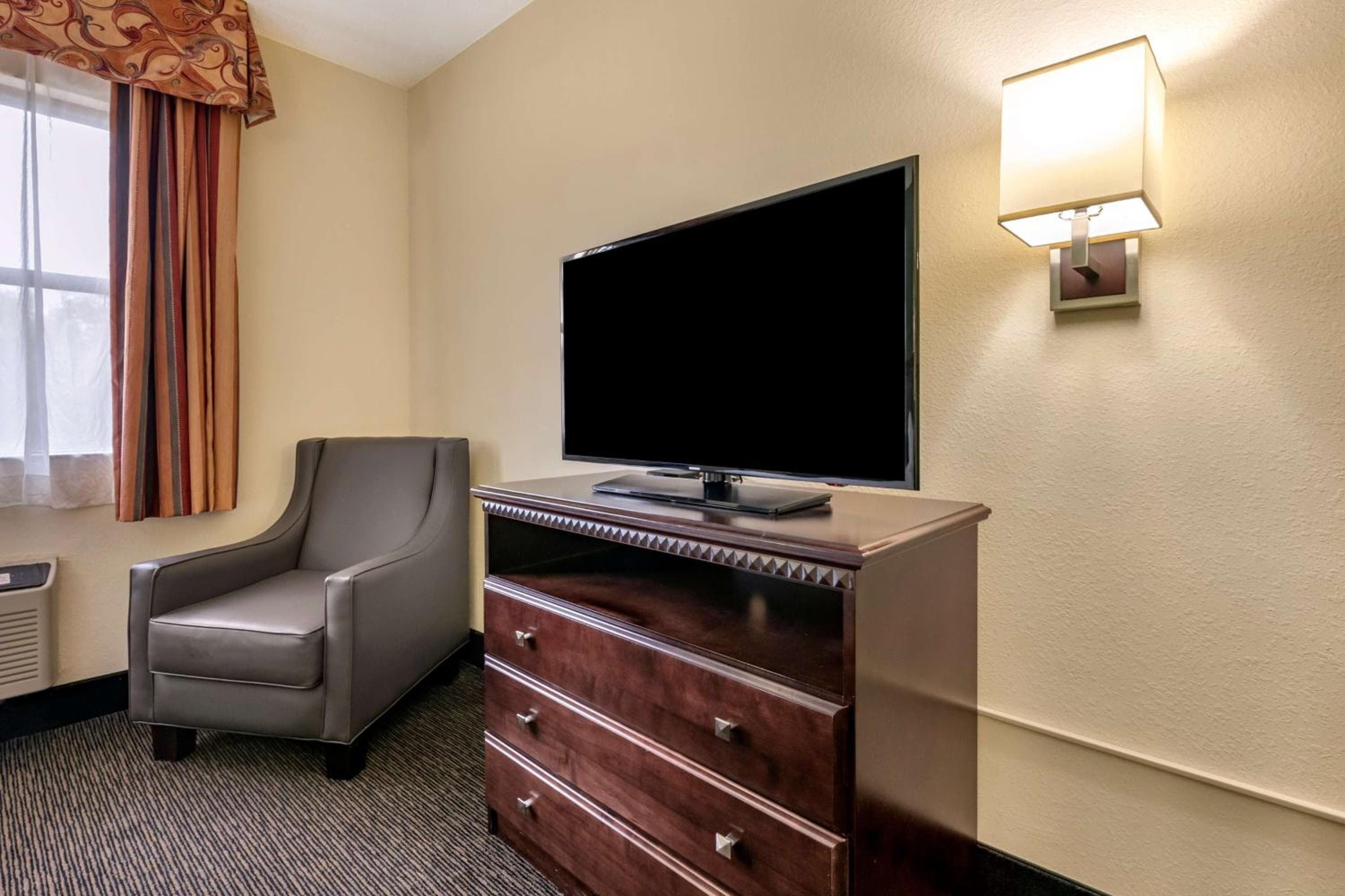 Photo 36