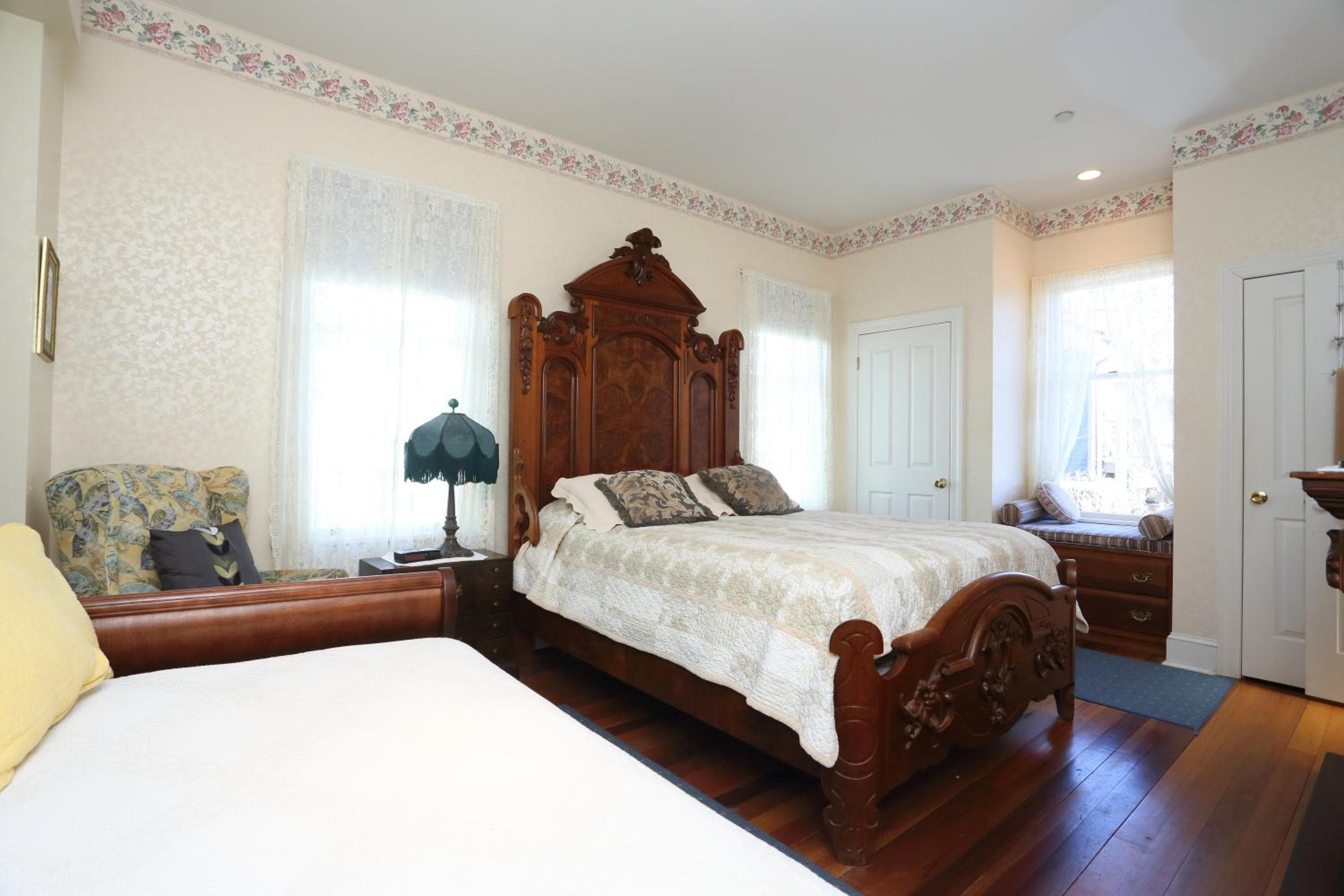 Photo 10