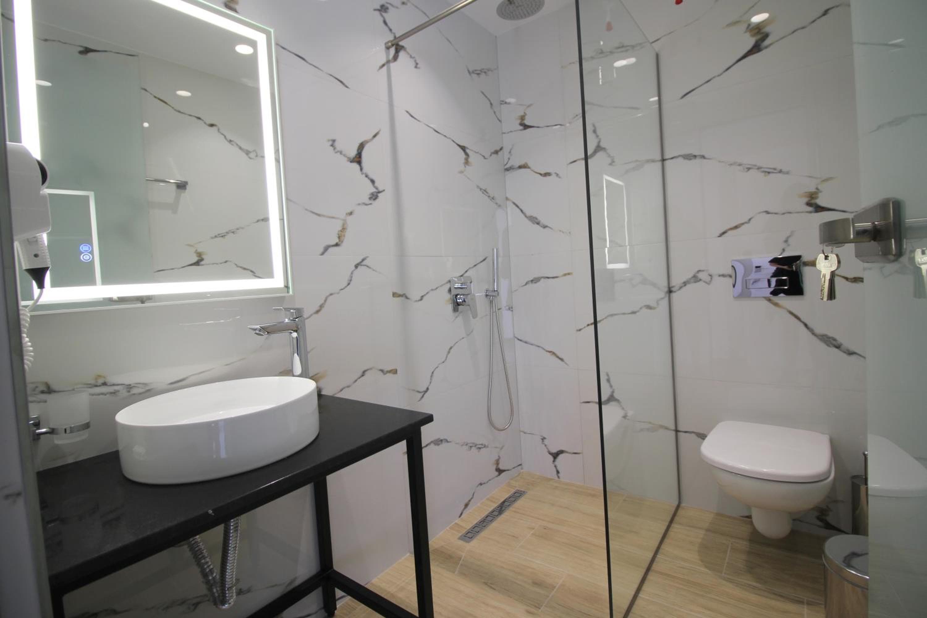 Photo 36