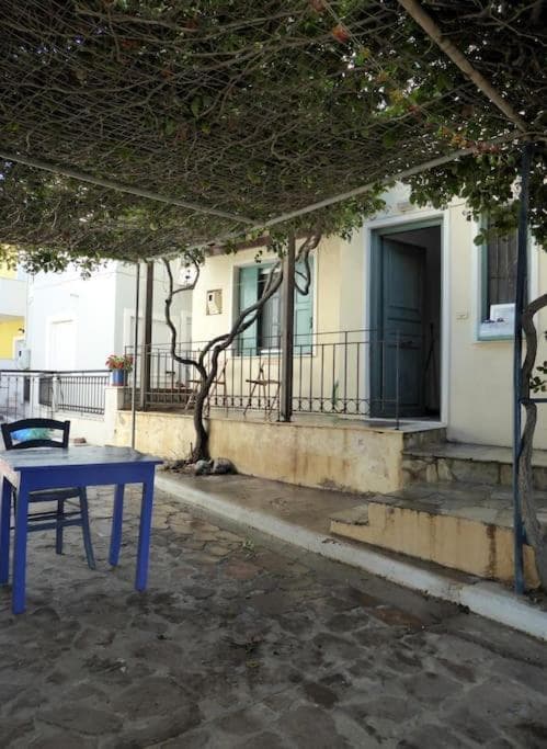 Photo 6