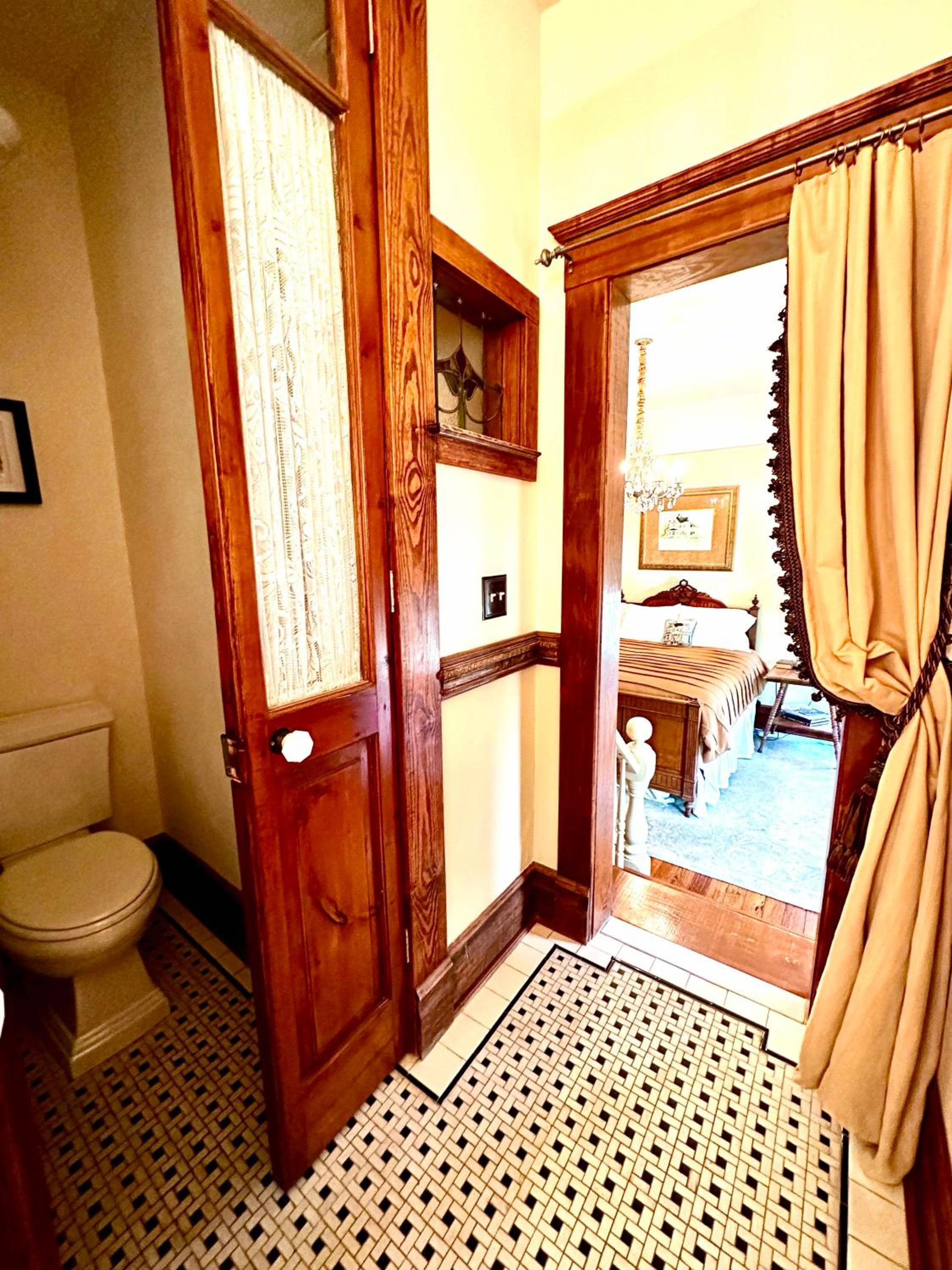 Photo 6