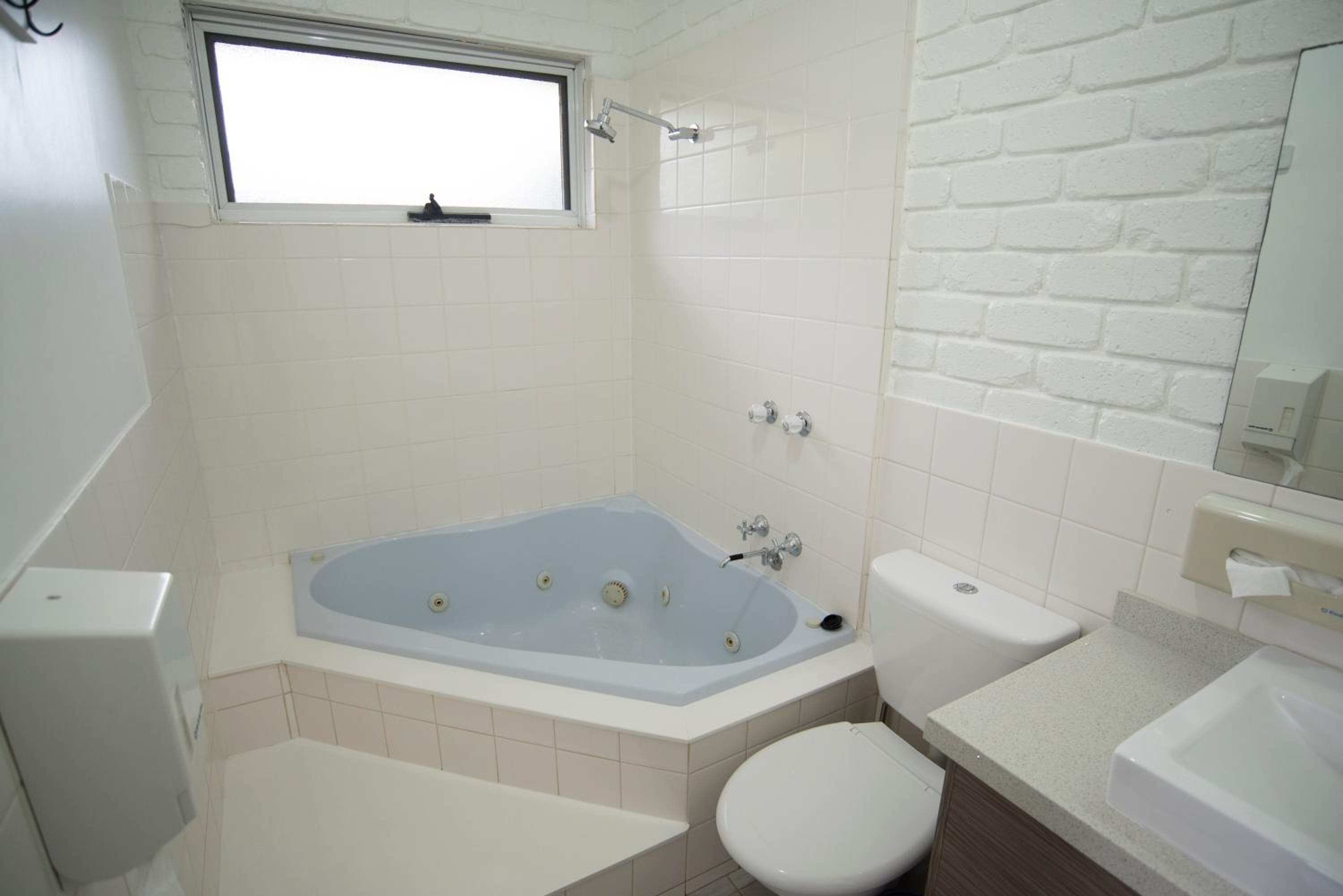 Photo 43