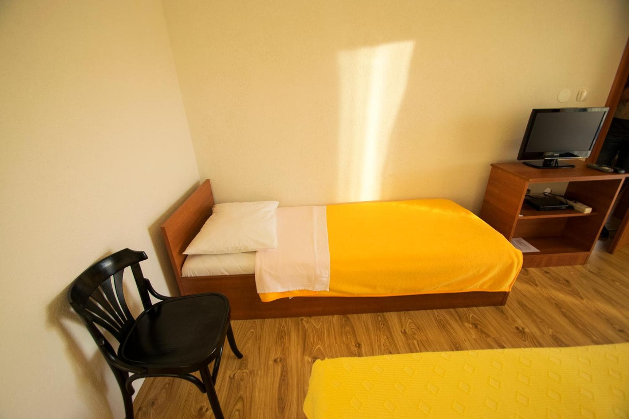 Photo 43