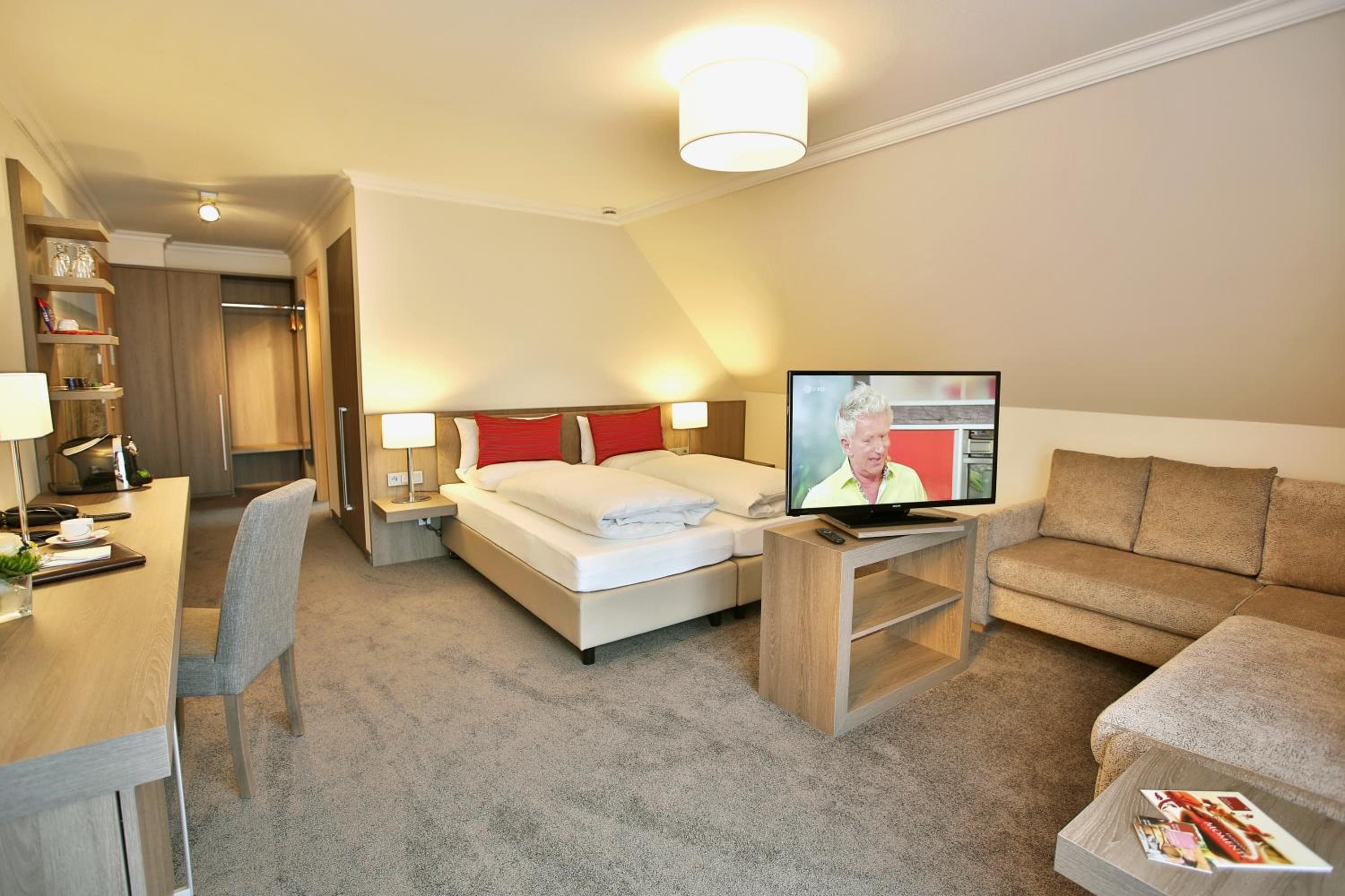 Photo 53