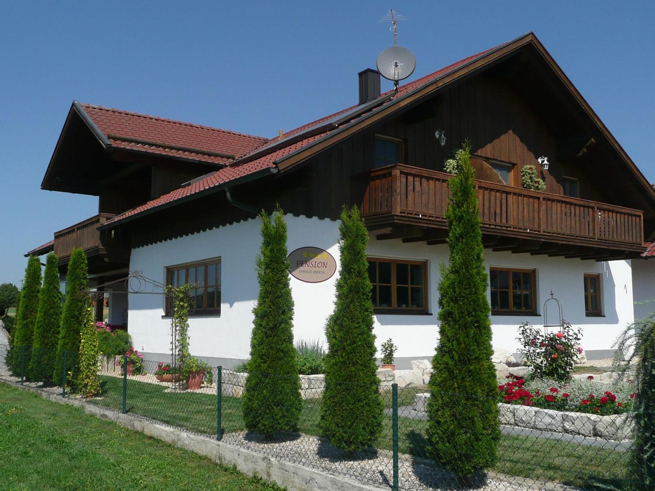 Photo 1
