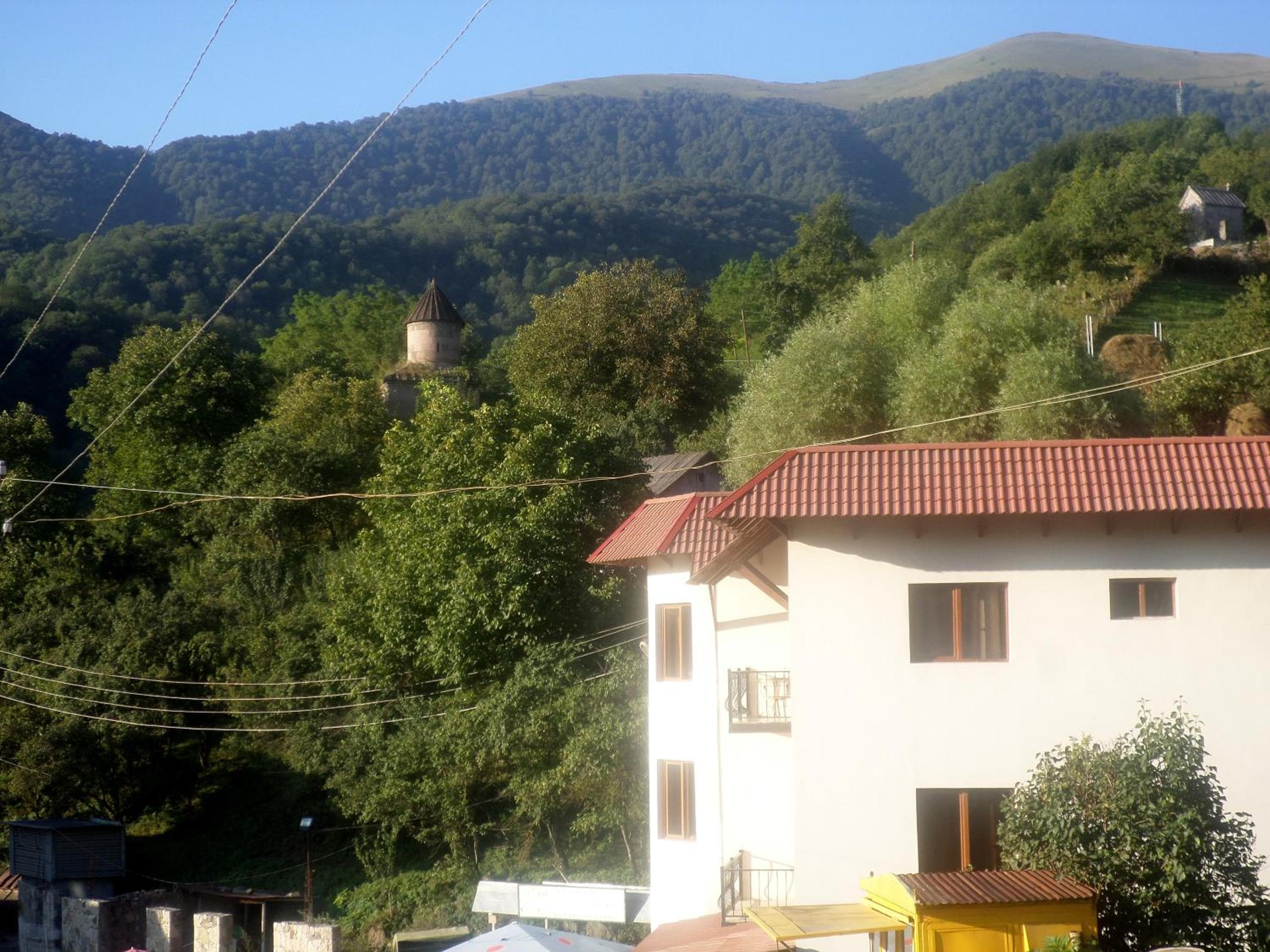 Photo 12
