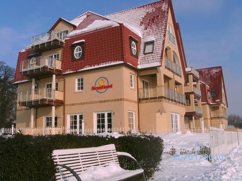 Photo 10