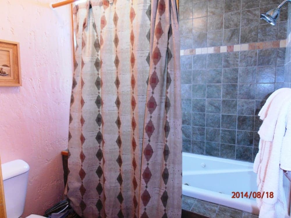 Photo 33