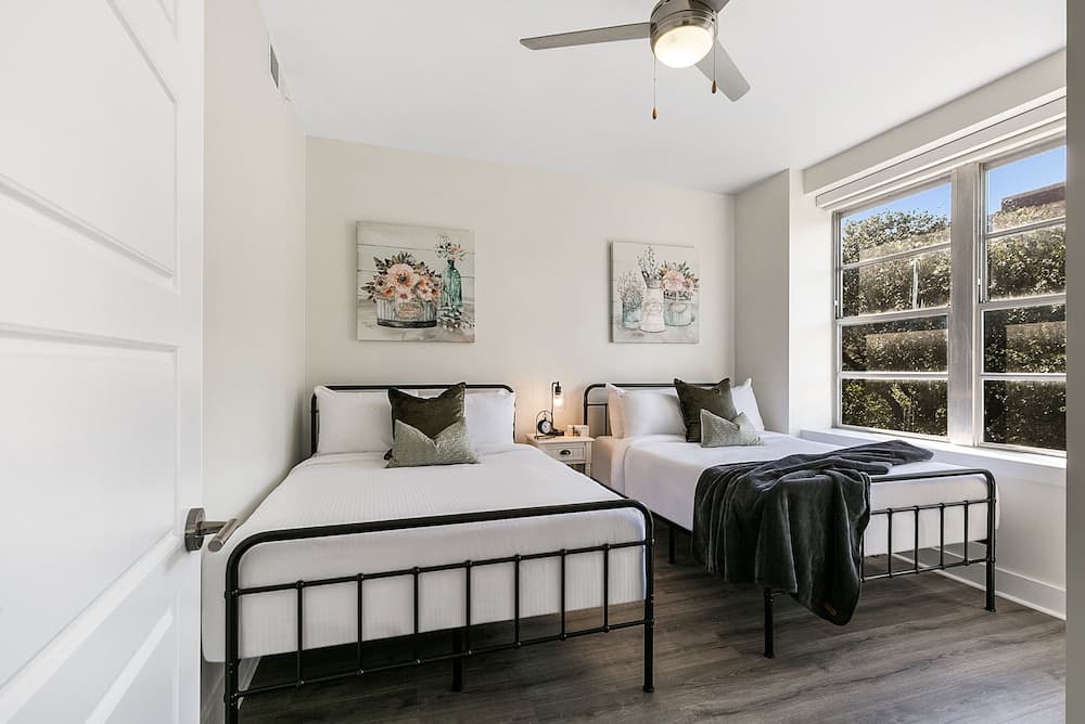 Photo 392