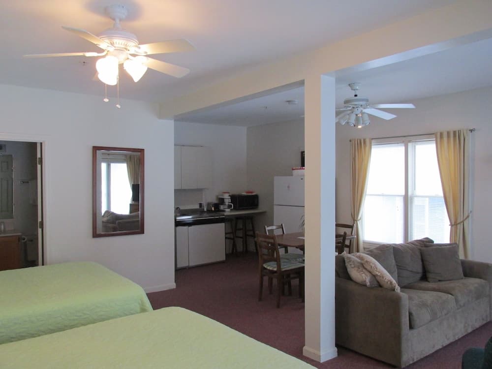 Photo 8
